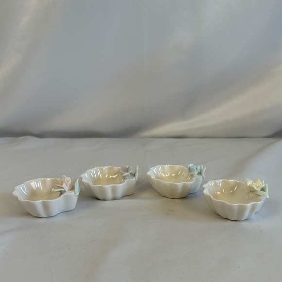 Vintage Bone China Mini Scalloped Round Place Card Holders with Flowers -4 - Picture 5 of 12